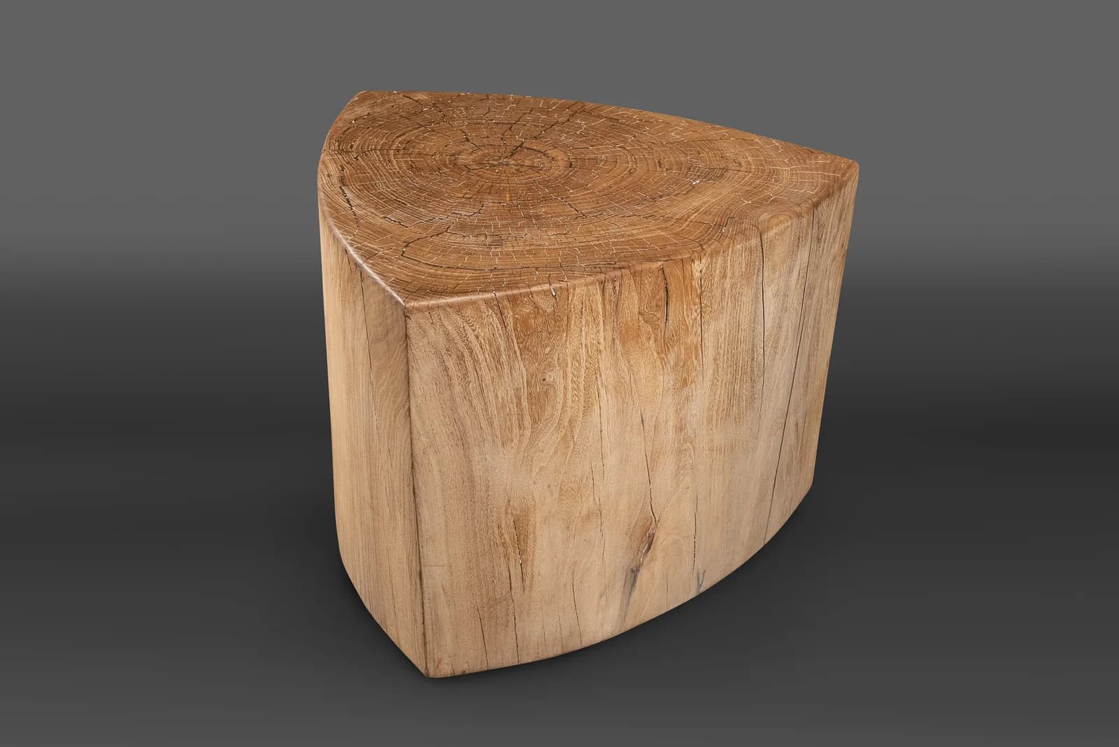 TANGO single block rustic site table by Renata Hromadkova